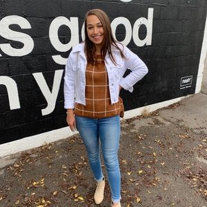 Meet your Posher, Delaney